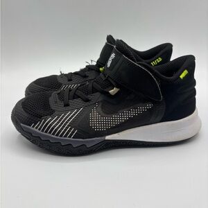 Nike Kids Kyrie Flytrap  Black anthracite Sneakers with Neon Highlights